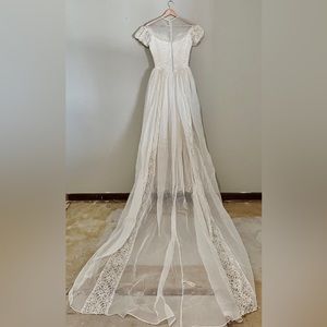 Vintage 1950s Daytons “The Bride’s Bureau” Wedding Dress